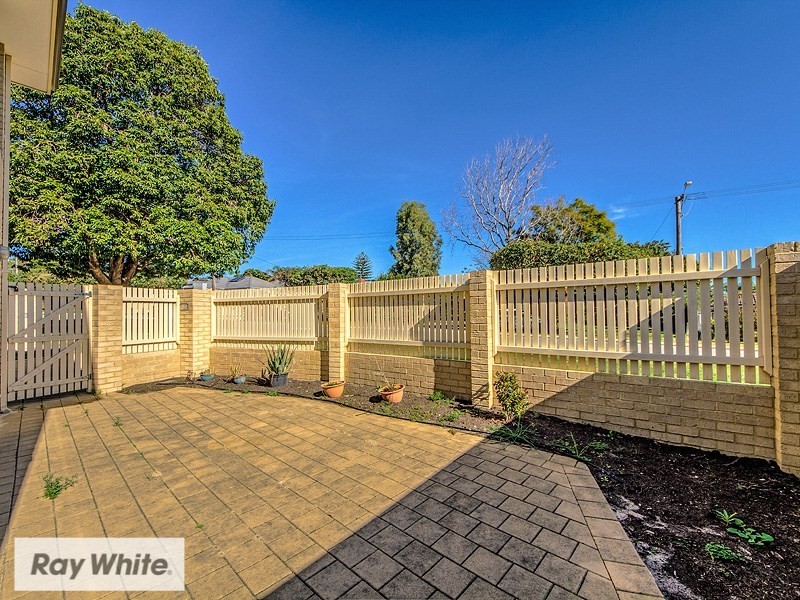 34D Newhaven Way, Nollamara WA 6061