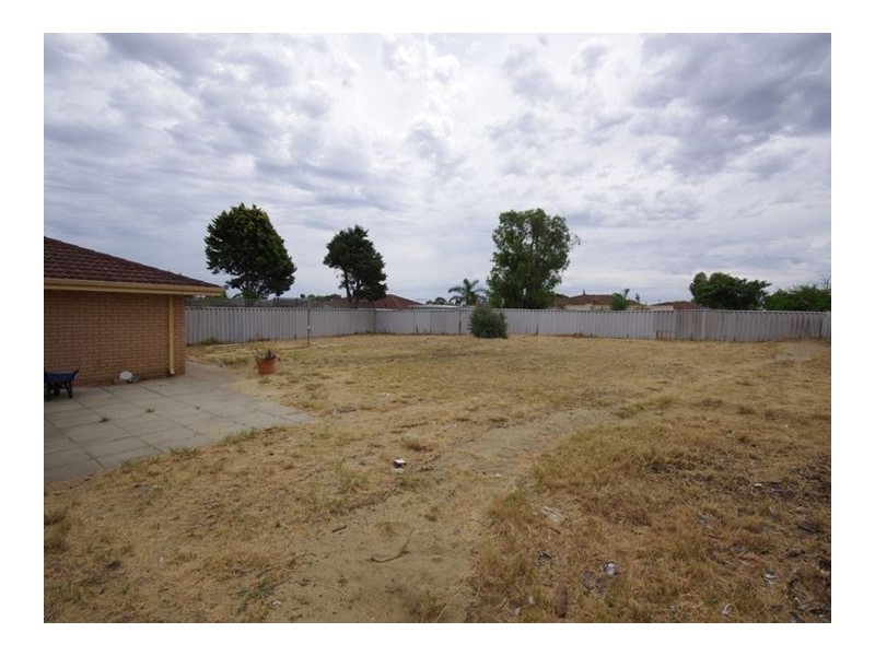 33 Snowberry Retreat, Mirrabooka WA 6061