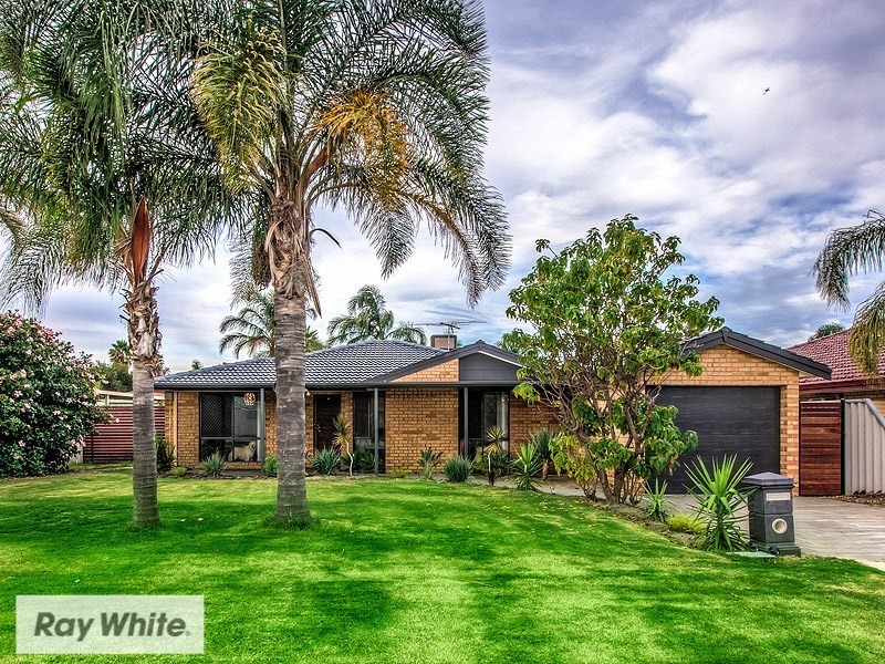 14 Addington Way, Marangaroo WA 6064