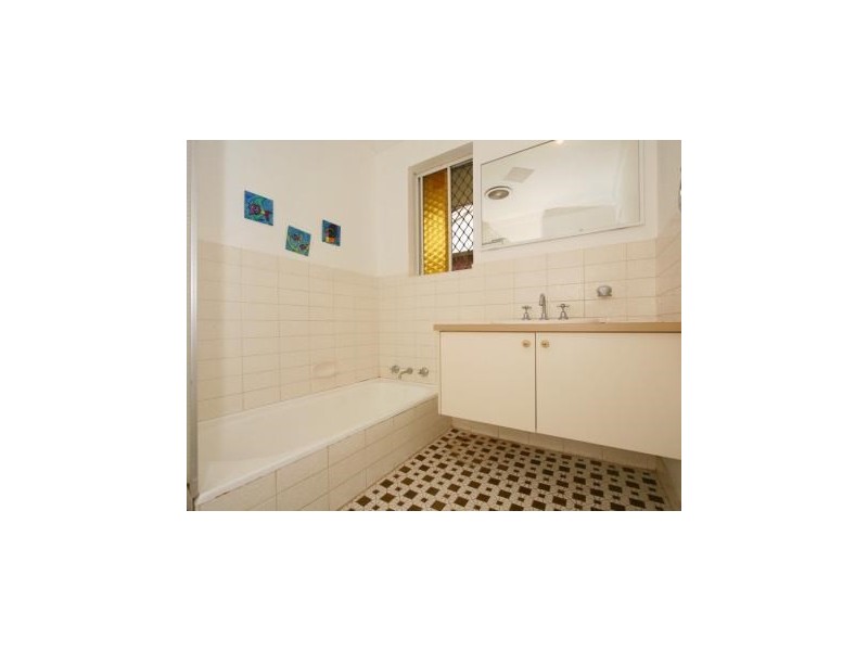 17 Collingwood Street, Dianella WA 6059