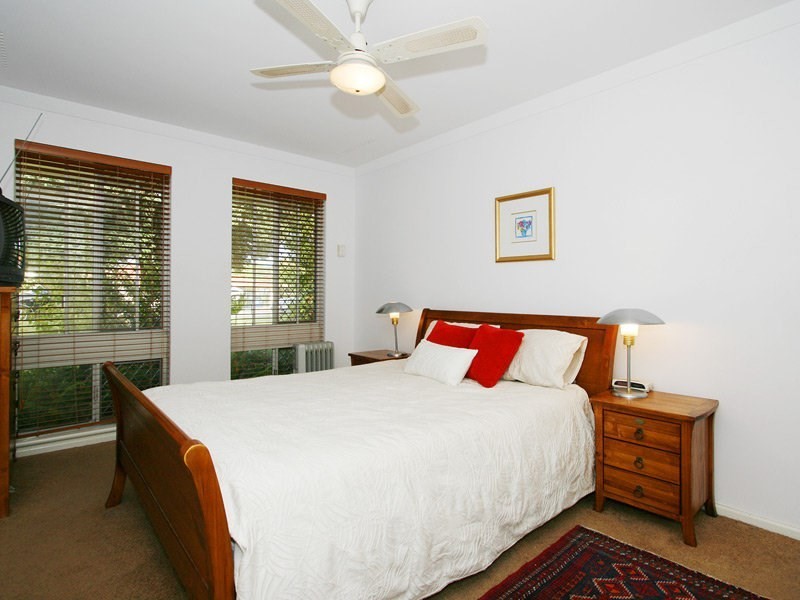 17 Collingwood Street, Dianella WA 6059