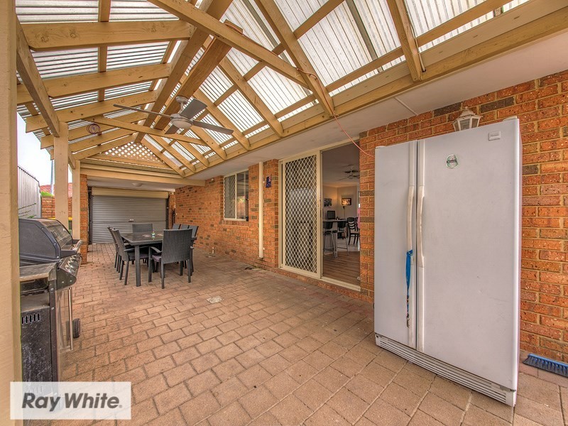 1 Ullinger Loop, Marangaroo WA 6064