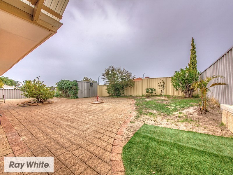 1 Ullinger Loop, Marangaroo WA 6064