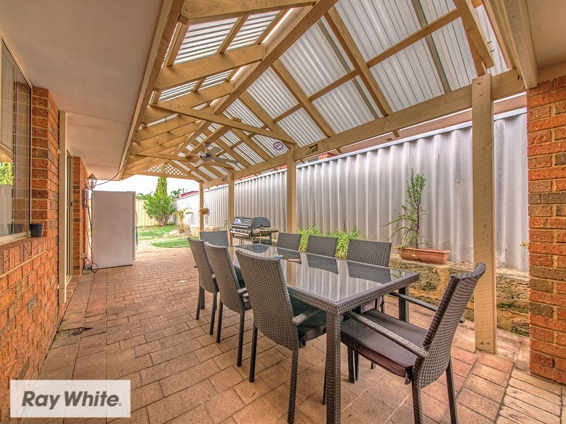 1 Ullinger Loop, Marangaroo WA 6064