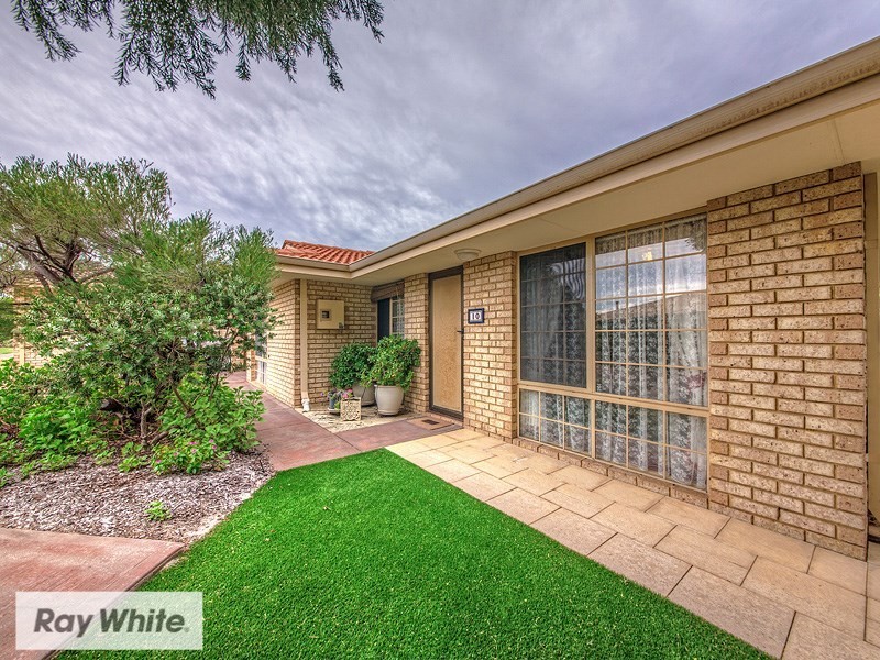 10 Barbet Heights, Ballajura WA 6066