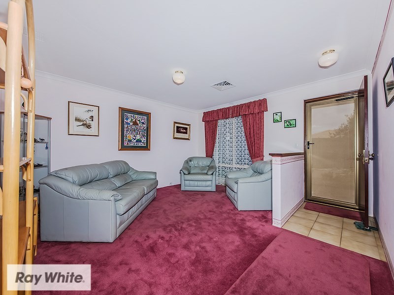 10 Barbet Heights, Ballajura WA 6066