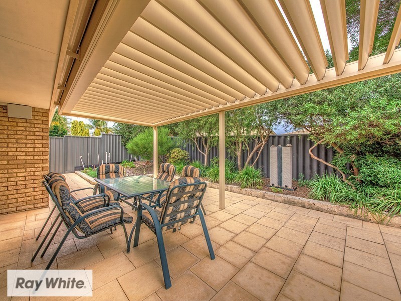 10 Barbet Heights, Ballajura WA 6066