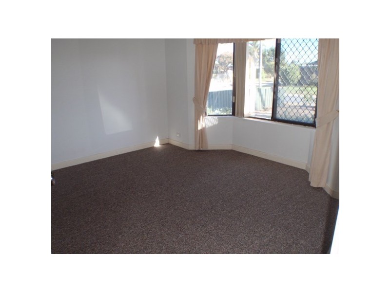 26 Parana Crescent, Beechboro WA 6063