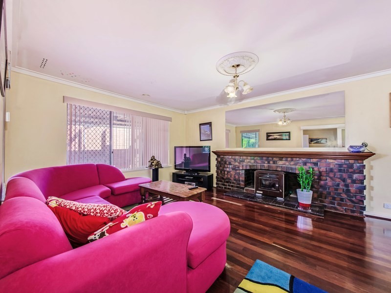 317 Alexander Drive, Dianella WA 6059