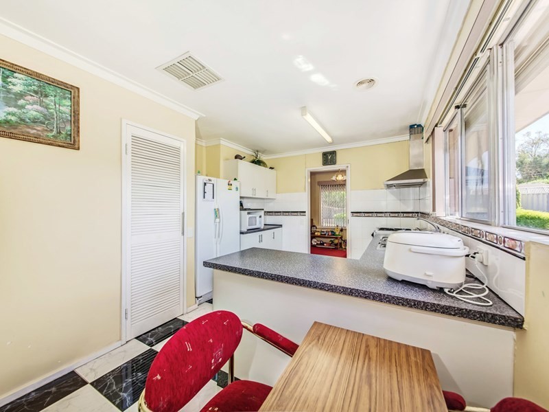 317 Alexander Drive, Dianella WA 6059