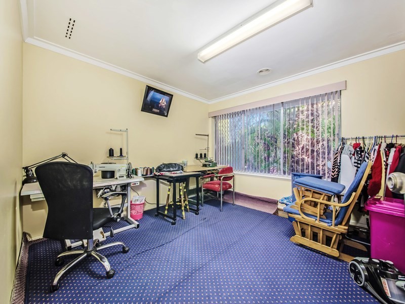 317 Alexander Drive, Dianella WA 6059