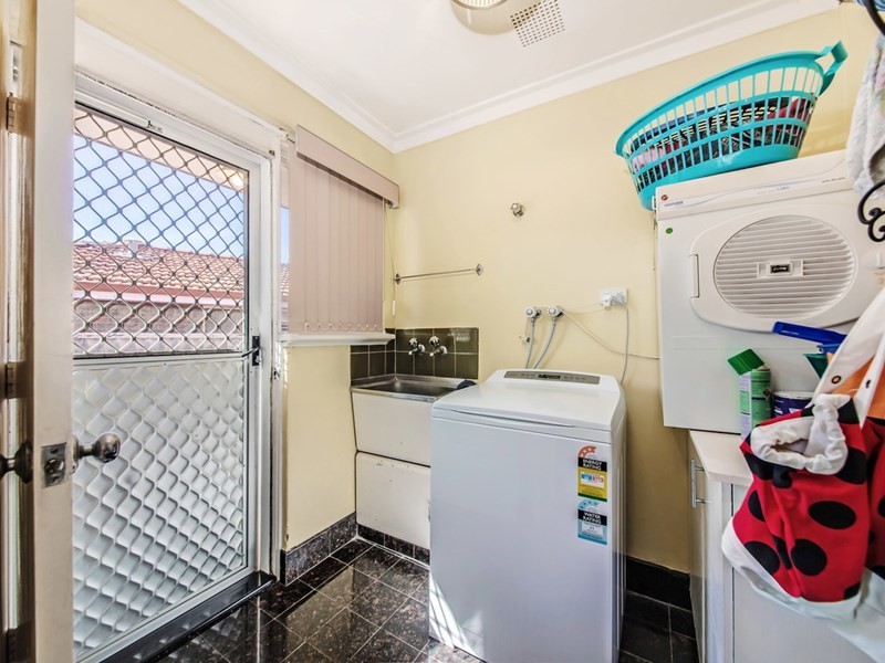 317 Alexander Drive, Dianella WA 6059