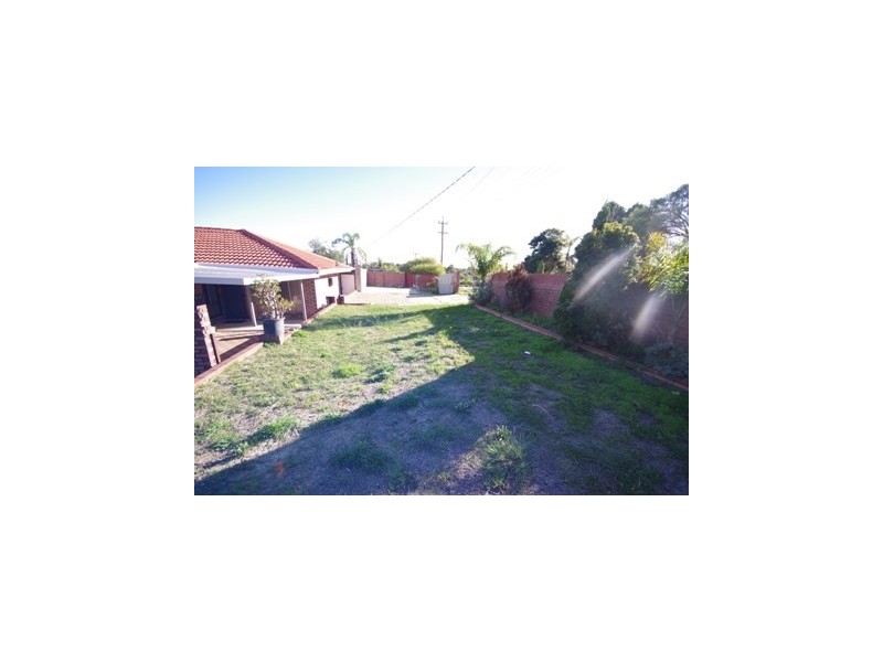 1 Binstead Court, Koondoola WA 6064