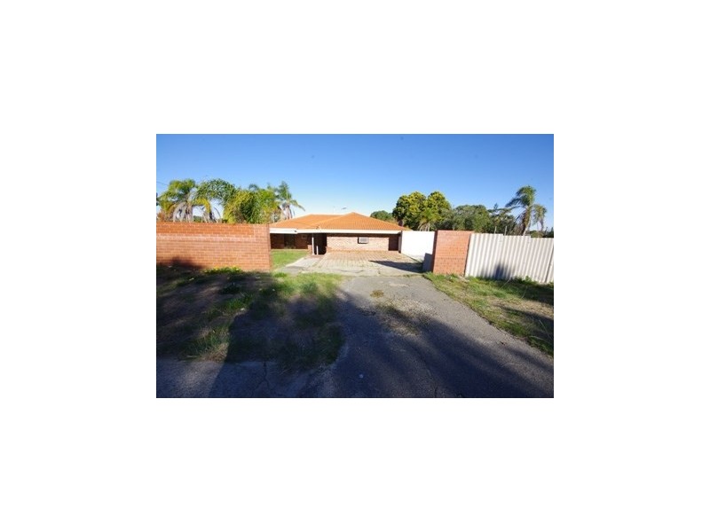 1 Binstead Court, Koondoola WA 6064