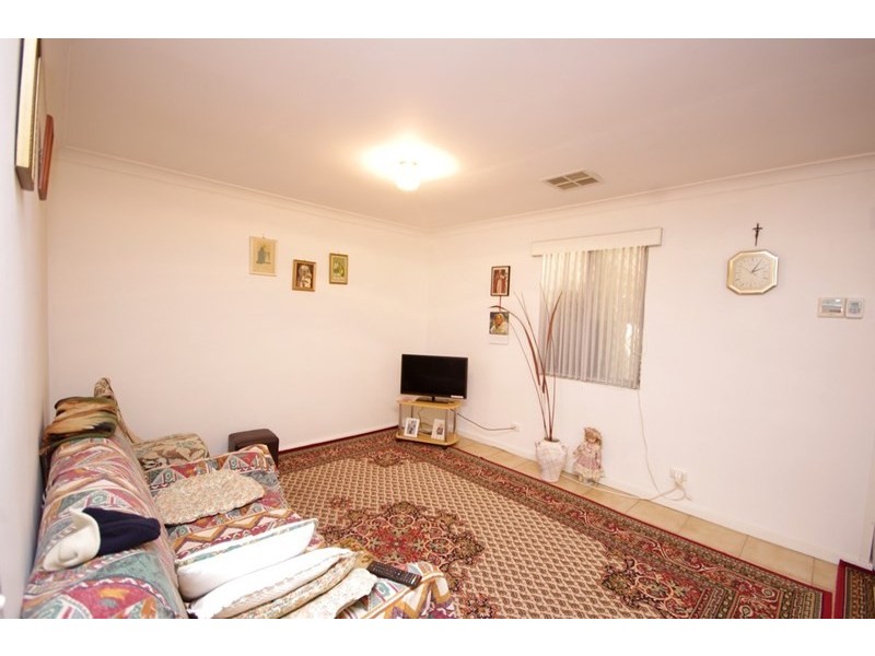 2 Dryandra Drive, Mirrabooka WA 6061