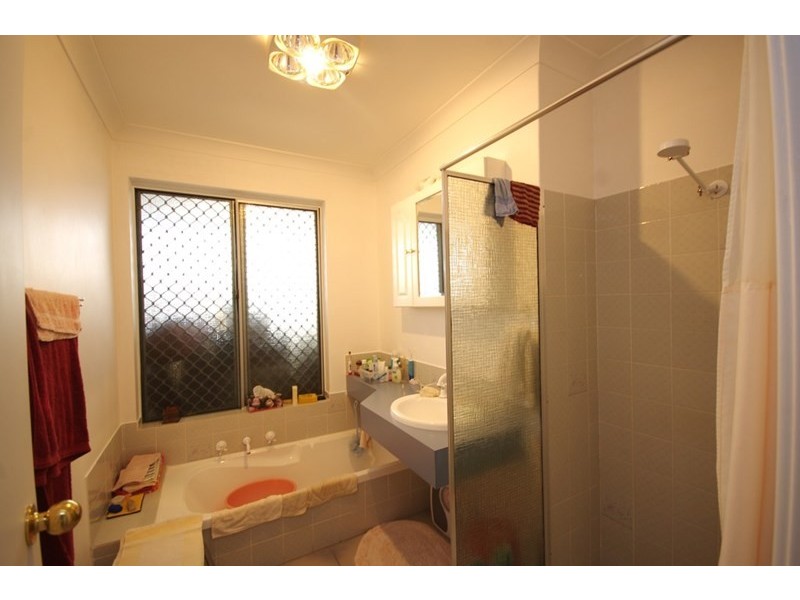 2 Dryandra Drive, Mirrabooka WA 6061