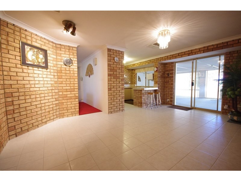 45 Farnesian Circle, Mirrabooka WA 6061