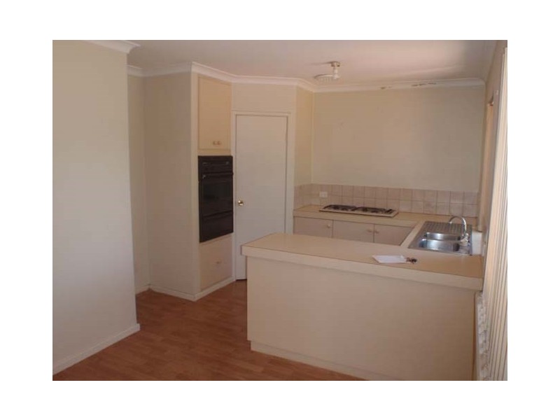 3/46 Railway Parade, Bassendean WA 6054