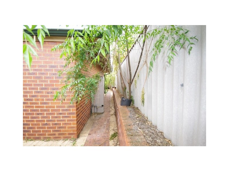 3/46 Railway Parade, Bassendean WA 6054