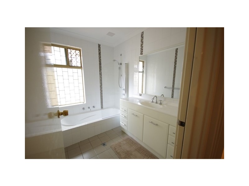 19 Farnesian Circle, Mirrabooka WA 6061