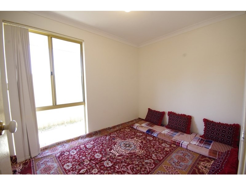 8 Foxglove Gardens, Mirrabooka WA 6061