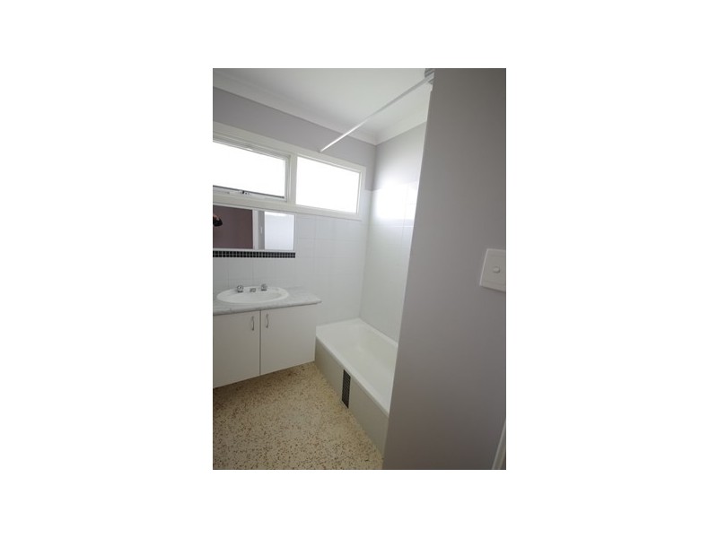 33 Rochford Way, Girrawheen WA 6064