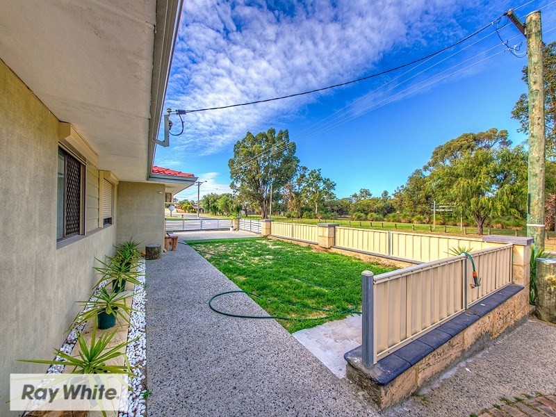 2 Wyman Court, Girrawheen WA 6064