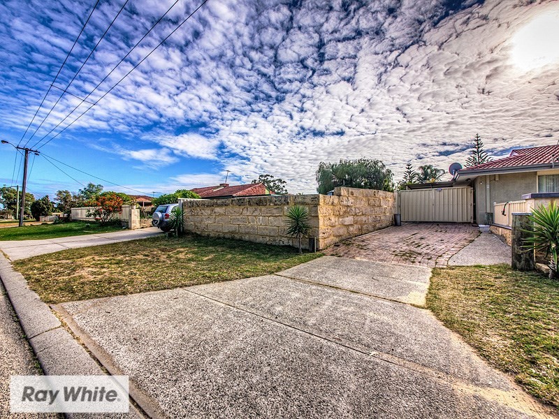 2 Wyman Court, Girrawheen WA 6064