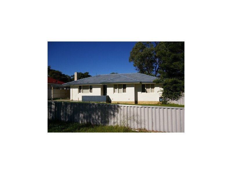 8 Ashcroft Way, Balga WA 6061