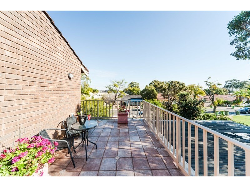 1/56-58 Matheson Road, Applecross WA 6153