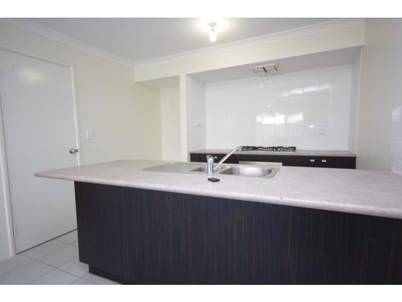 30 Hardcastle Avenue, Landsdale WA 6065