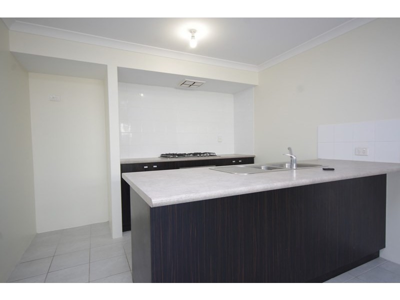 30 Hardcastle Avenue, Landsdale WA 6065