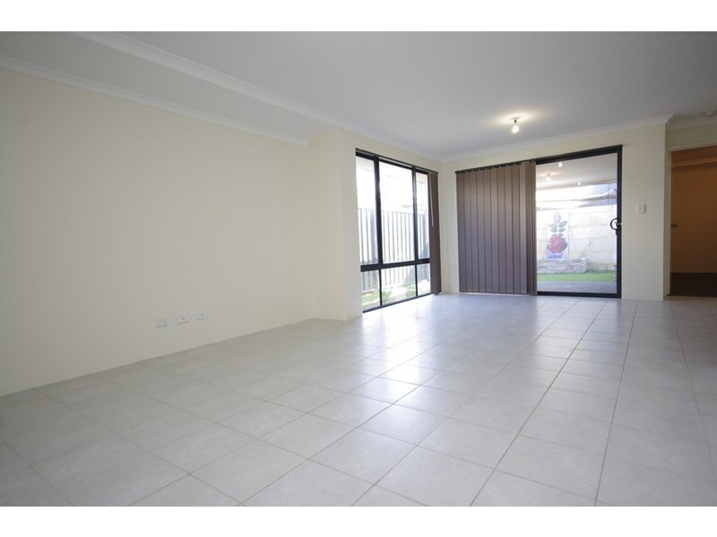 30 Hardcastle Avenue, Landsdale WA 6065