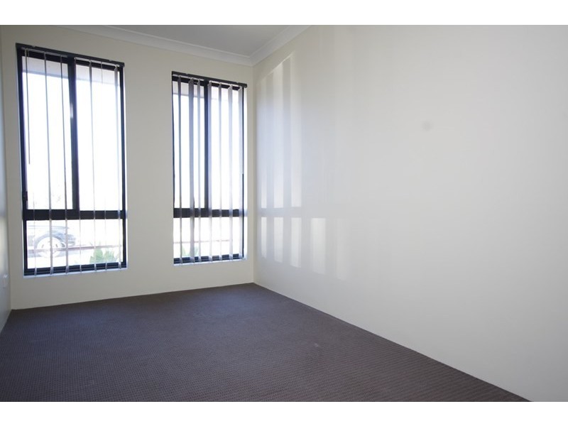 30 Hardcastle Avenue, Landsdale WA 6065