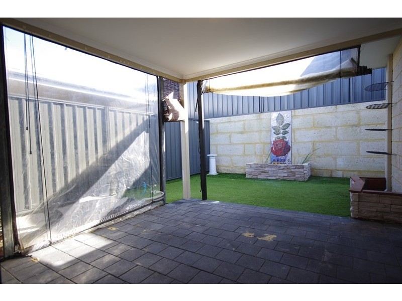 30 Hardcastle Avenue, Landsdale WA 6065