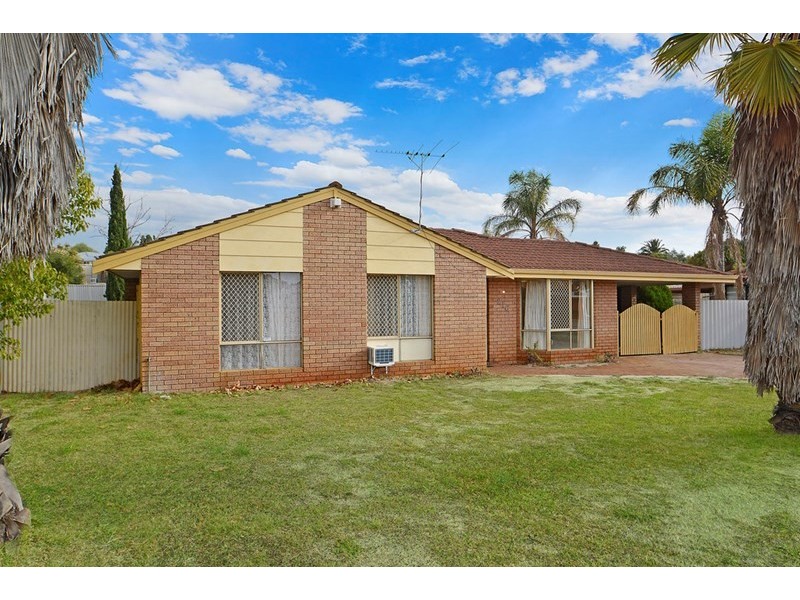 216 Illawarra Crescent, Ballajura WA 6066