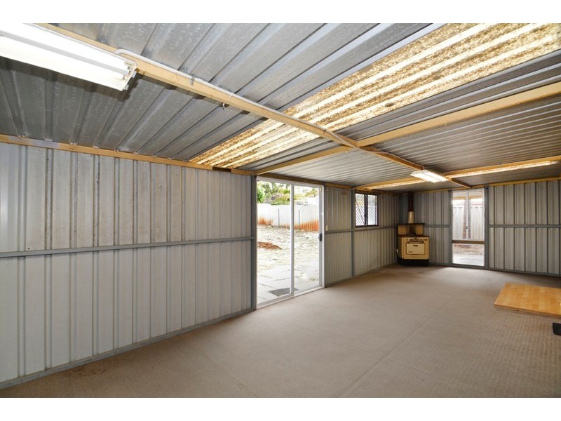 216 Illawarra Crescent, Ballajura WA 6066