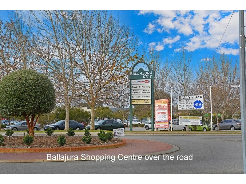 216 Illawarra Crescent, Ballajura WA 6066