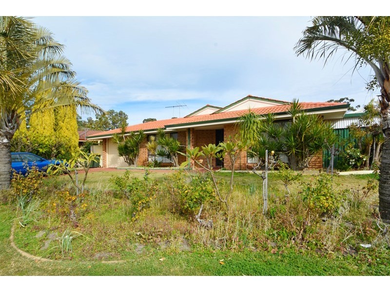 6 Coachwood Gardens, Ballajura WA 6066