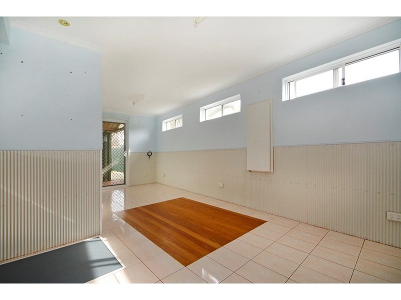 6 Coachwood Gardens, Ballajura WA 6066