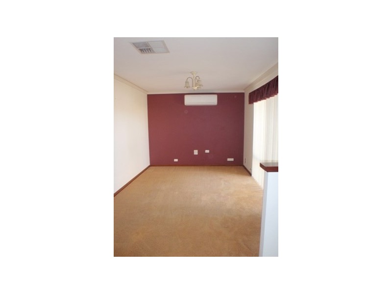 12 Missouri Court, Beechboro WA 6063