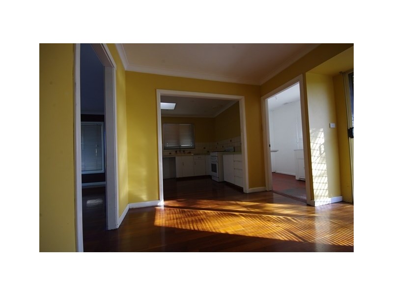 29 Colne Way, Girrawheen WA 6064