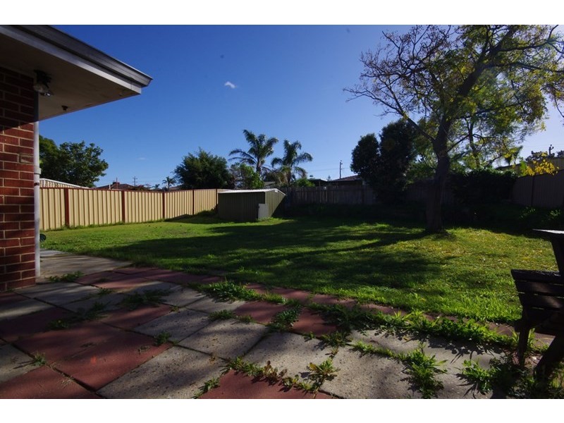 29 Colne Way, Girrawheen WA 6064