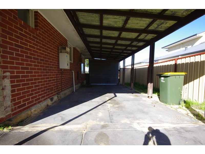 29 Colne Way, Girrawheen WA 6064