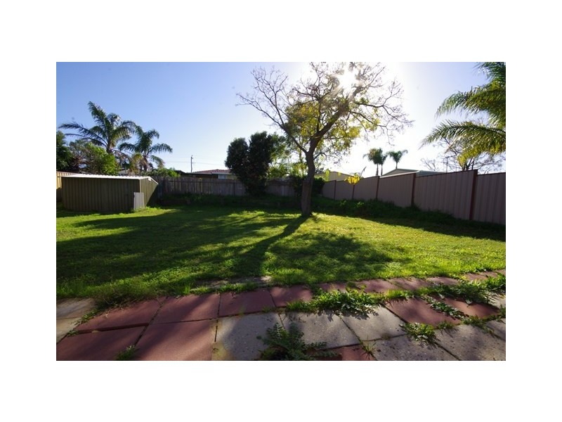 29 Colne Way, Girrawheen WA 6064