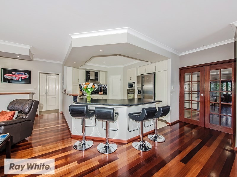 62 Regency Avenue, Madeley WA 6065