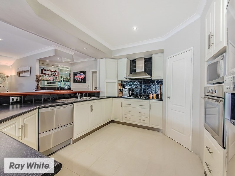 62 Regency Avenue, Madeley WA 6065