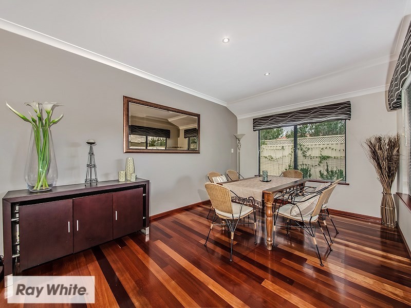 62 Regency Avenue, Madeley WA 6065