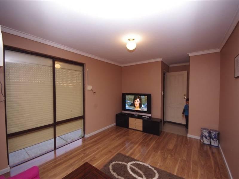 15 Chenile Mews, Mirrabooka WA 6061