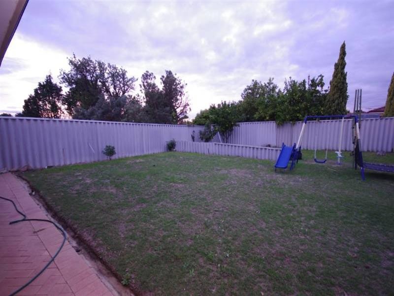 15 Chenile Mews, Mirrabooka WA 6061